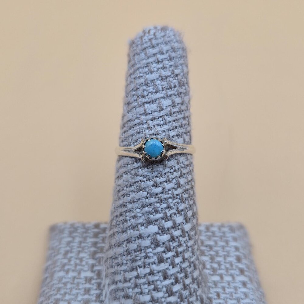 Size 5.75 Sterling Silver Handmade Unique Blue Stone Band Ring A5571